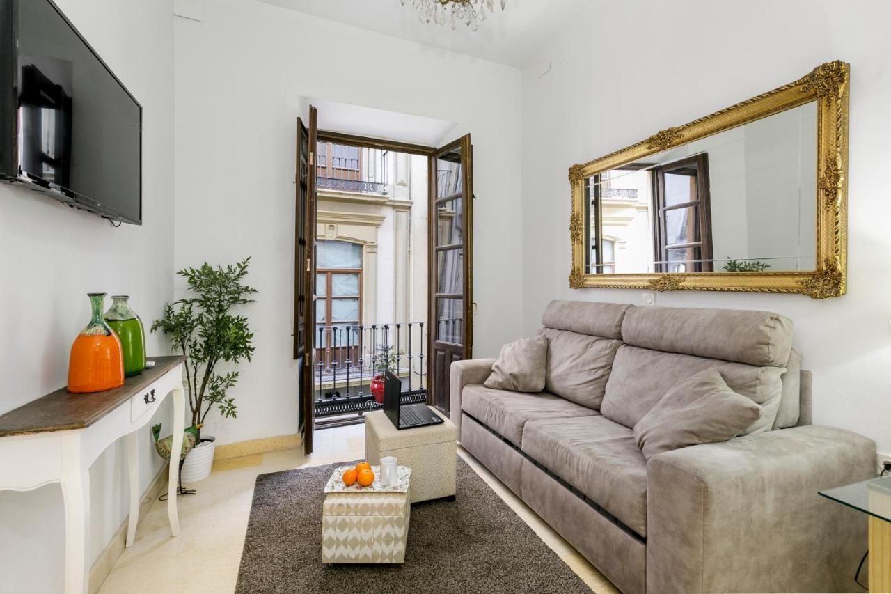 Apartamento Alcaiceria Granada Apartment ภายนอก รูปภาพ